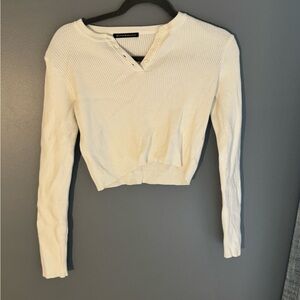 Creamy White Brandy Melville cropped sweater